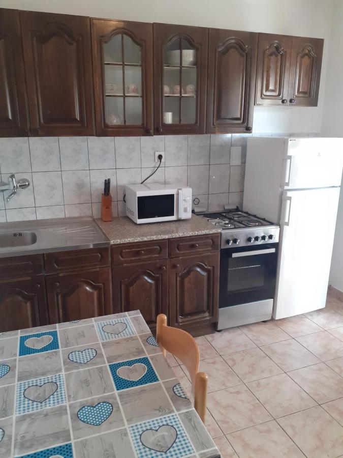 Apartments Mara Bela Карлобаг Екстер'єр фото