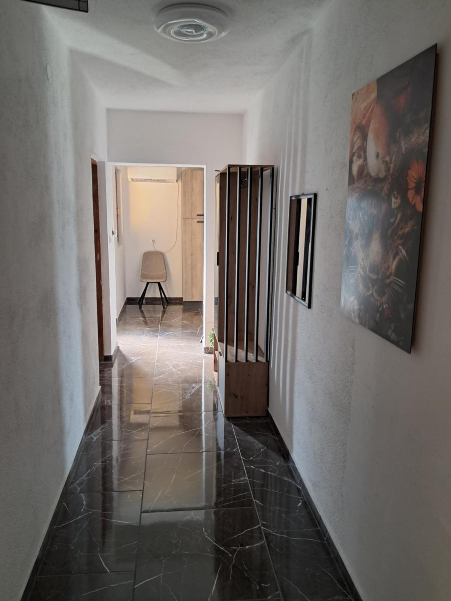 Apartments Mara Bela Карлобаг Екстер'єр фото